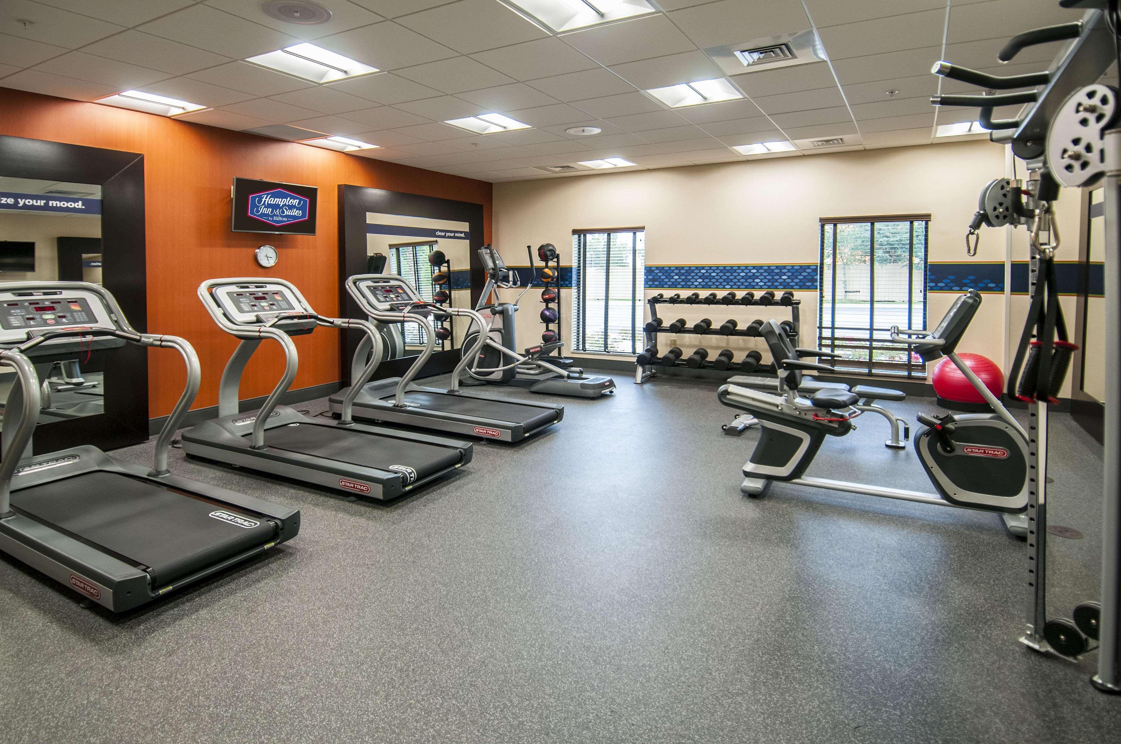 Hampton Inn & Suites Pensacola/I-10 Pine Forest Road Ferry Pass Экстерьер фото