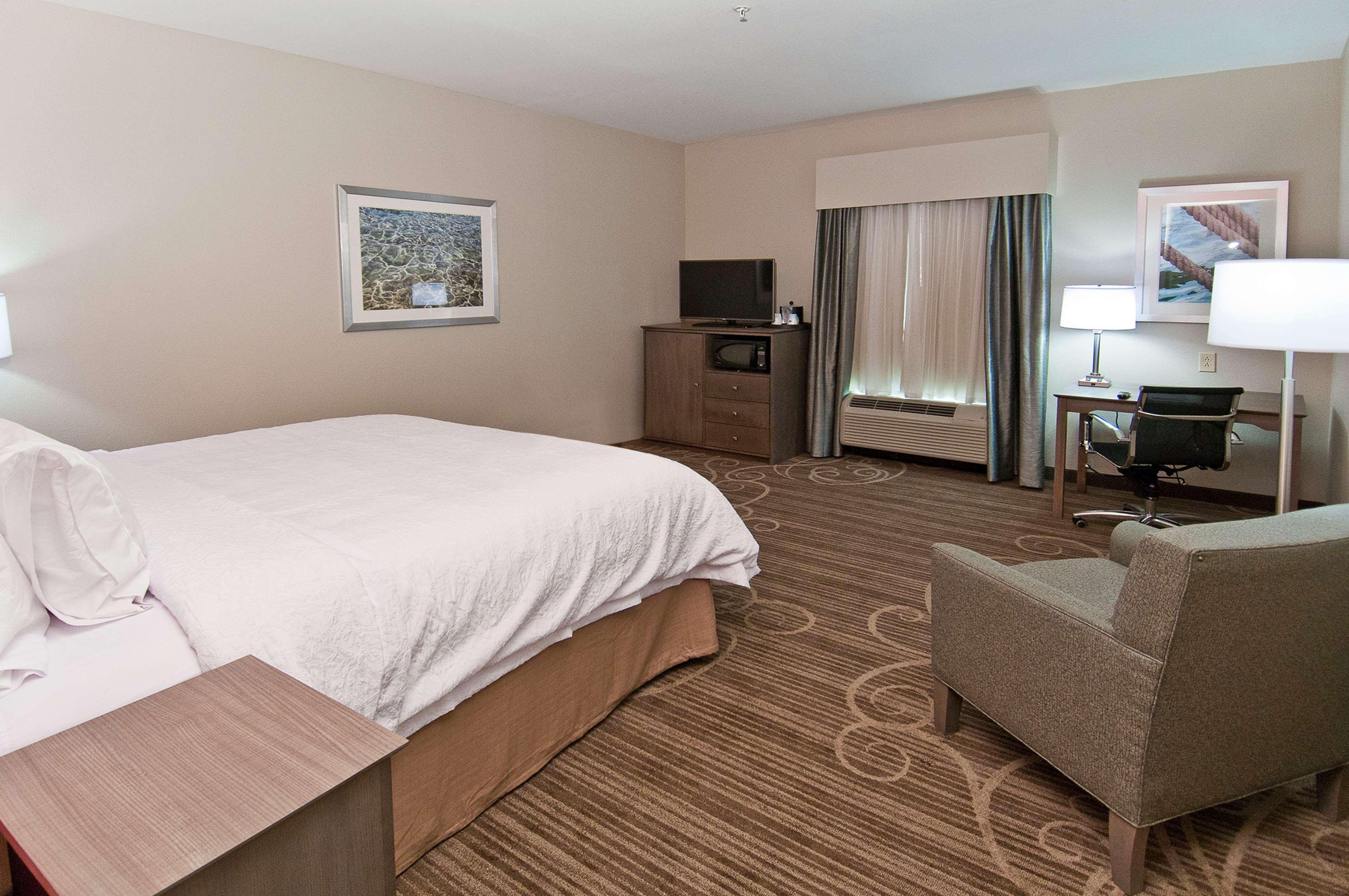 Hampton Inn & Suites Pensacola/I-10 Pine Forest Road Ferry Pass Экстерьер фото
