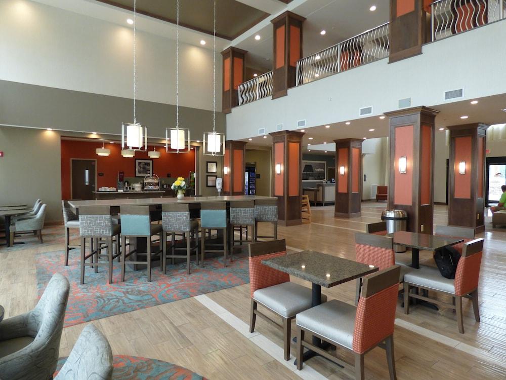 Hampton Inn & Suites Pensacola/I-10 Pine Forest Road Ferry Pass Экстерьер фото
