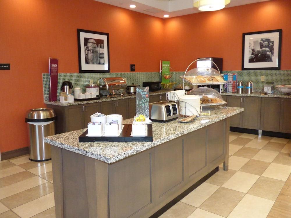Hampton Inn & Suites Pensacola/I-10 Pine Forest Road Ferry Pass Экстерьер фото