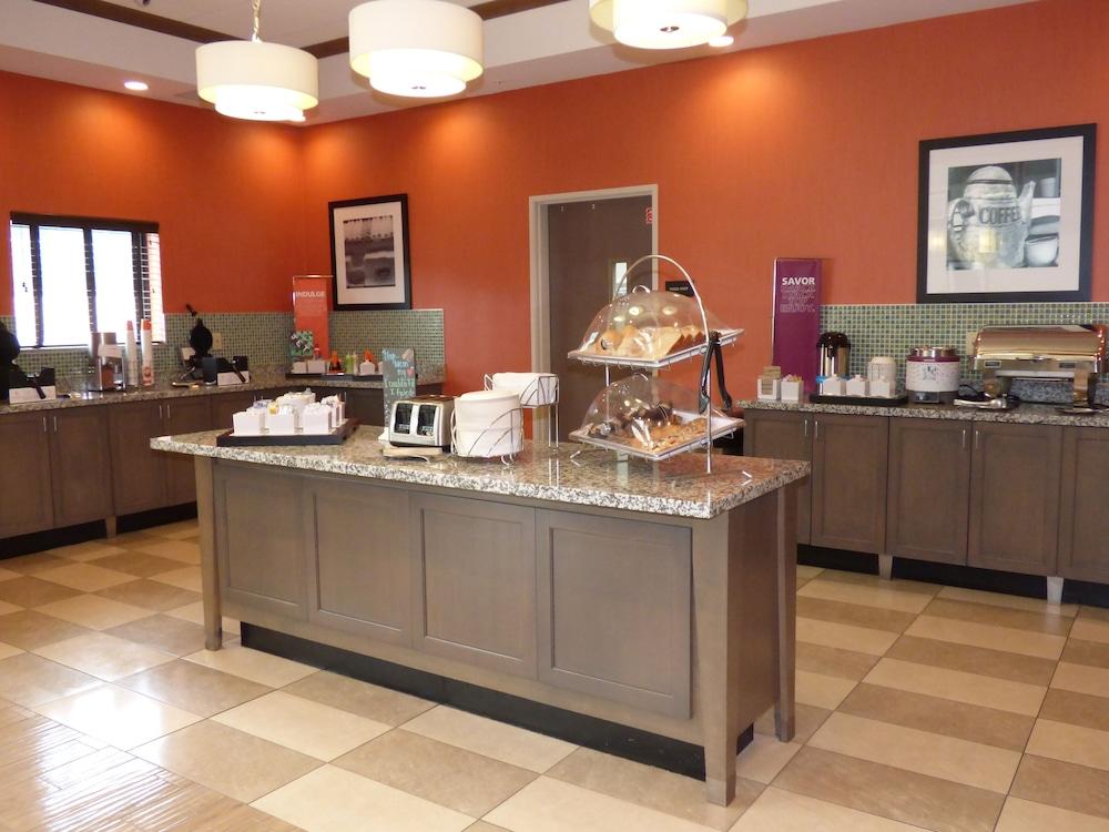 Hampton Inn & Suites Pensacola/I-10 Pine Forest Road Ferry Pass Экстерьер фото