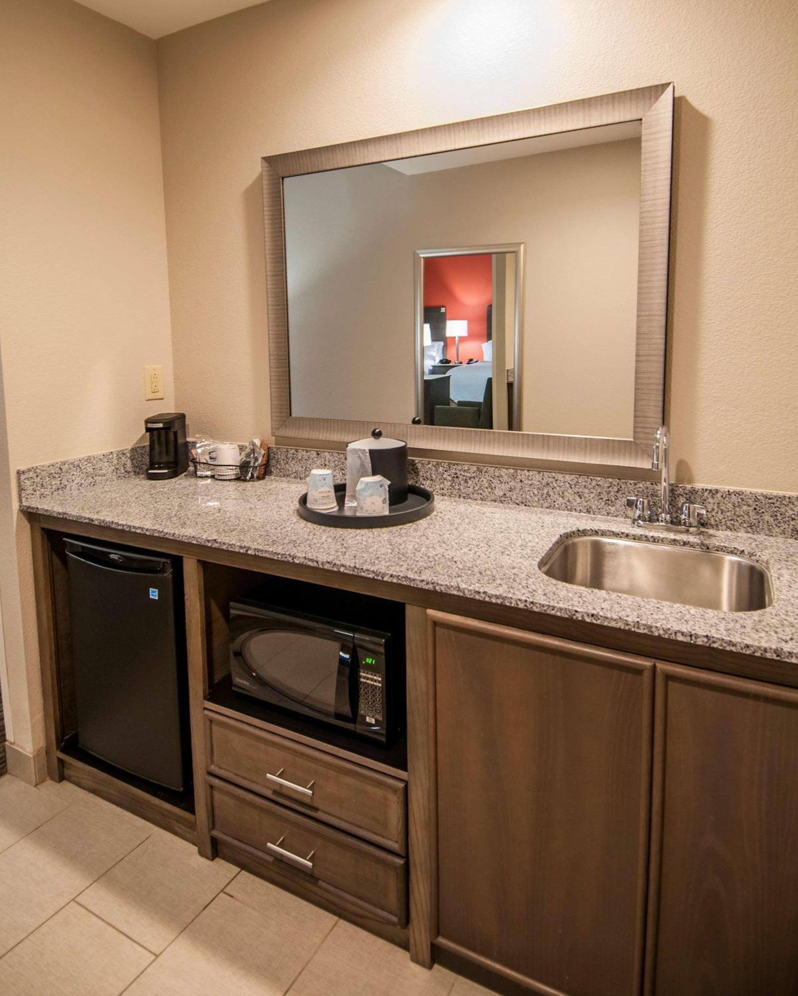 Hampton Inn & Suites Pensacola/I-10 Pine Forest Road Ferry Pass Экстерьер фото