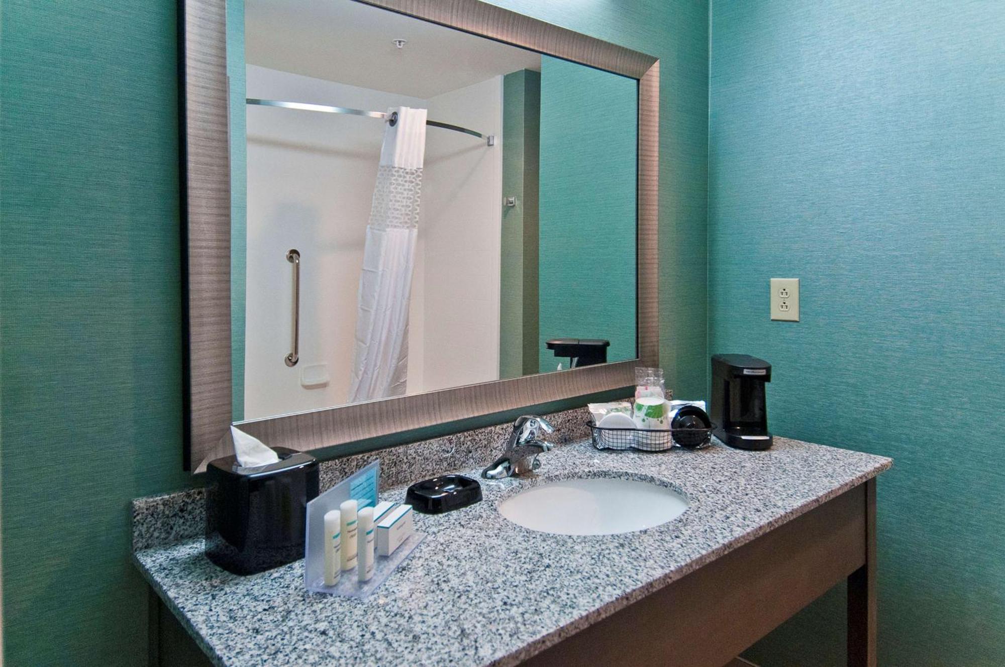 Hampton Inn & Suites Pensacola/I-10 Pine Forest Road Ferry Pass Экстерьер фото